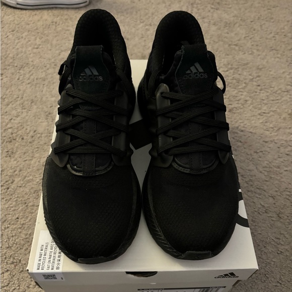 Women’s Adidas sneakers 6.5 - Picture 1 of 15